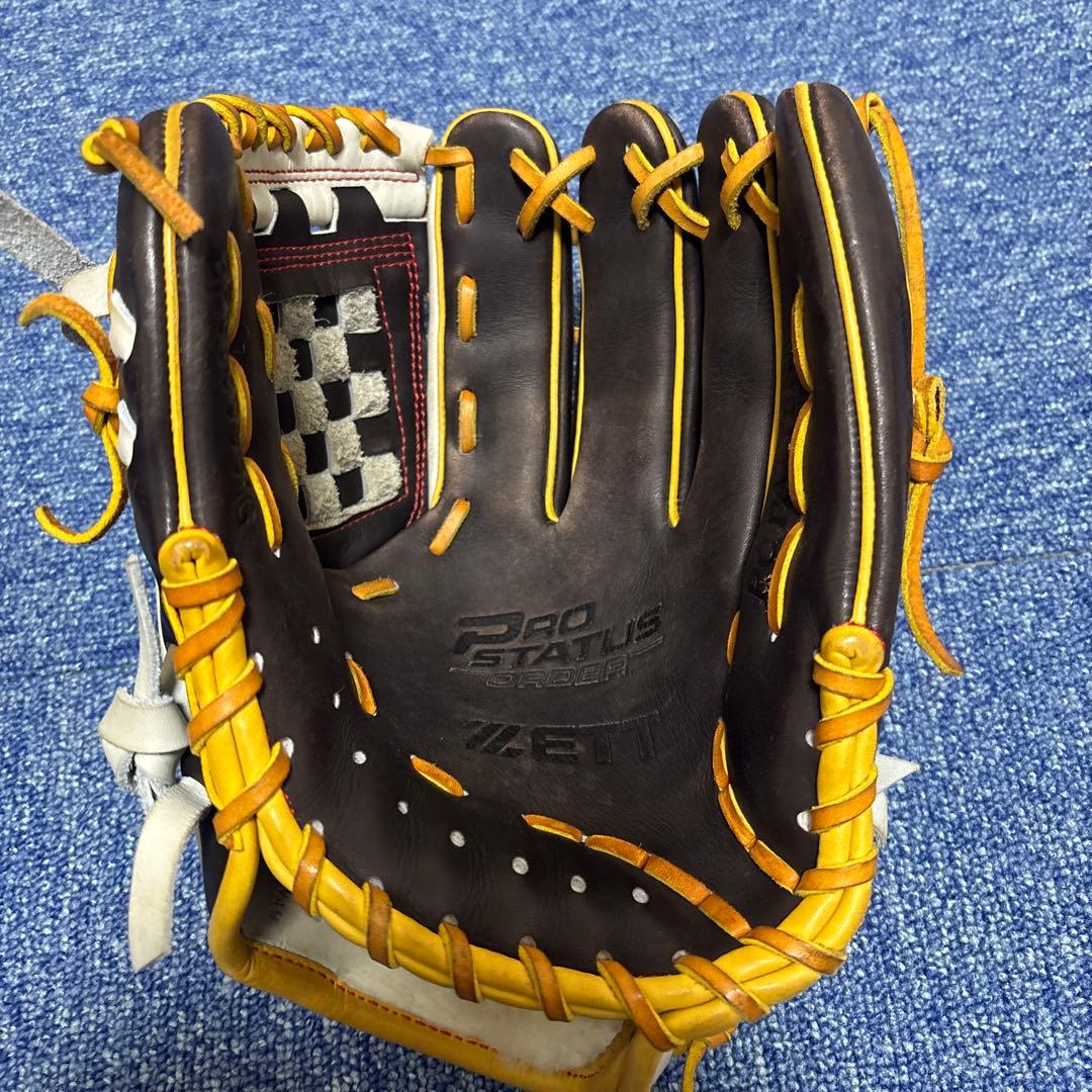 内野手用グラブ（源田モデル）