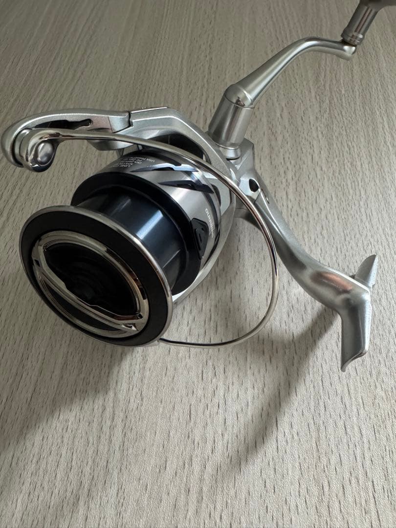 23ストラディック 4000MHG 新品未使用 ハンドルノブカスタム