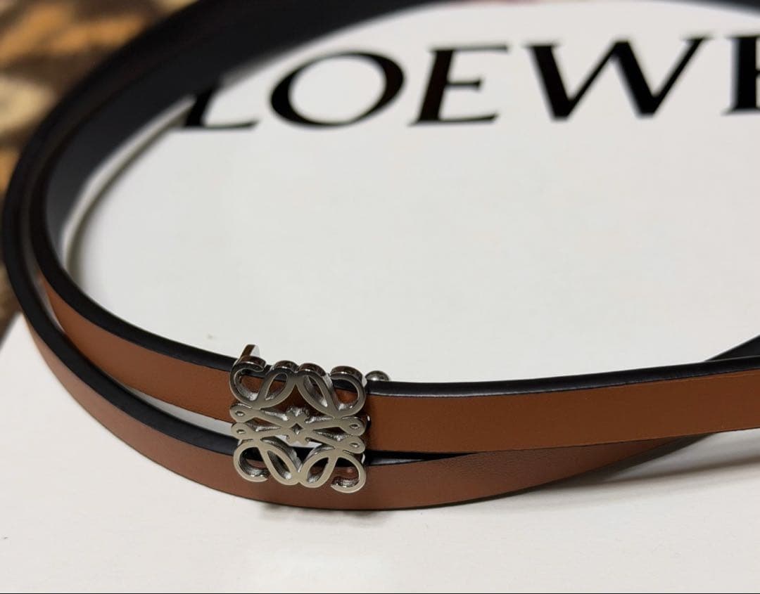 LOEWE ベルト ナロー アナグラム シルバー リバーシブル 茶色 黒