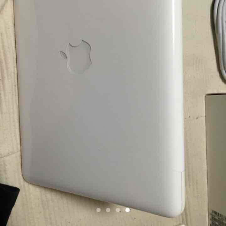 MacBook 13インチ 値下げしました。