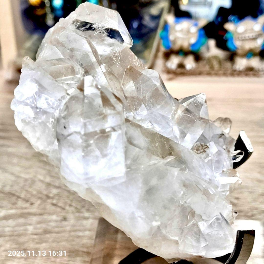 最高品質 ブラジル コリント産 水晶クラスター 159g 虹多数 グラデーション