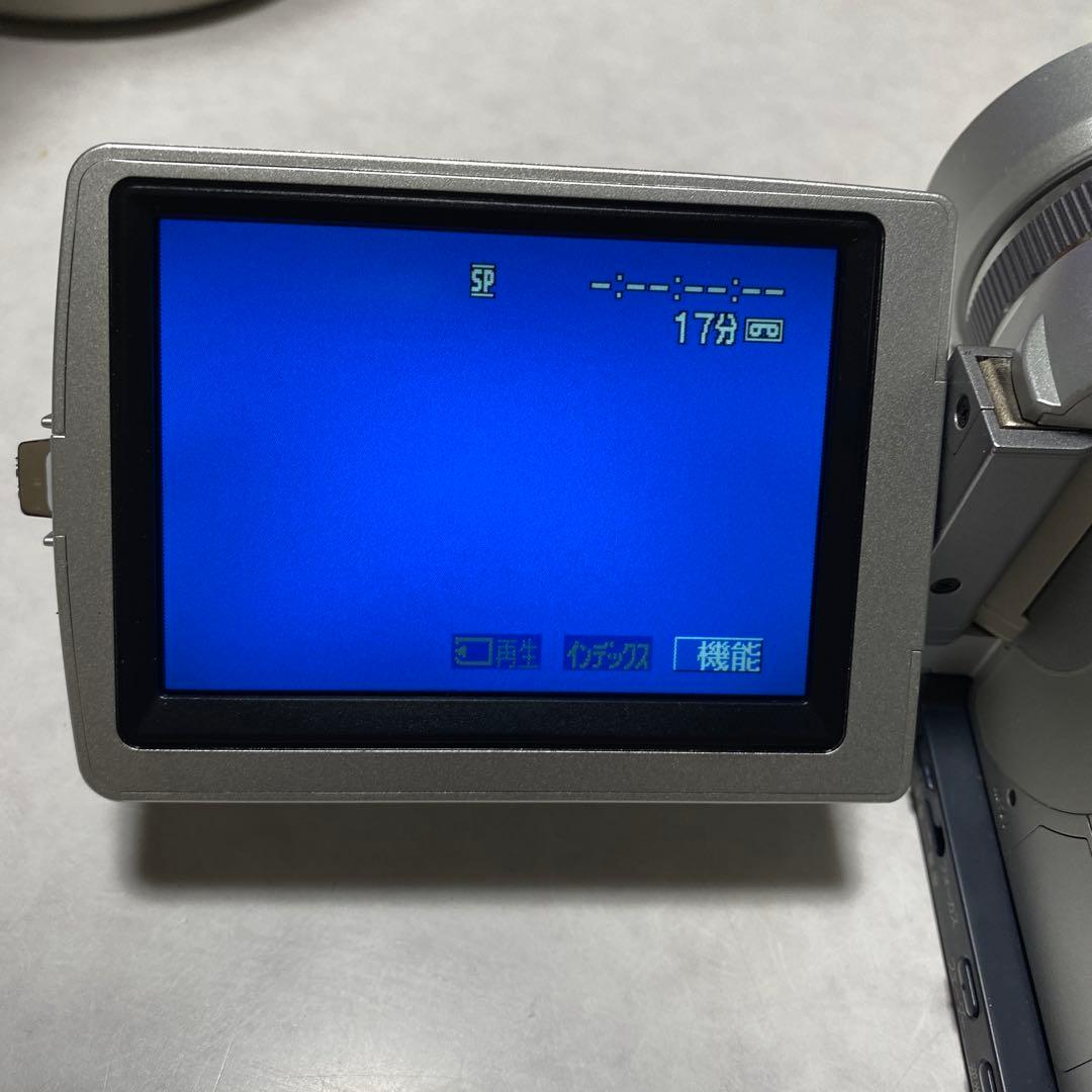 SONY miniDV HANDYCAM DCR-TRV50 ②