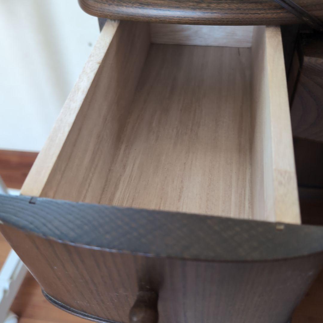 クラシックブラウンドレッサー・鏡台